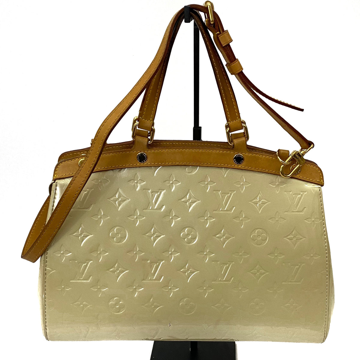 Louis Vuitton Blanc Corail Monogram Vernis Brea MM Bag - ShopStyle