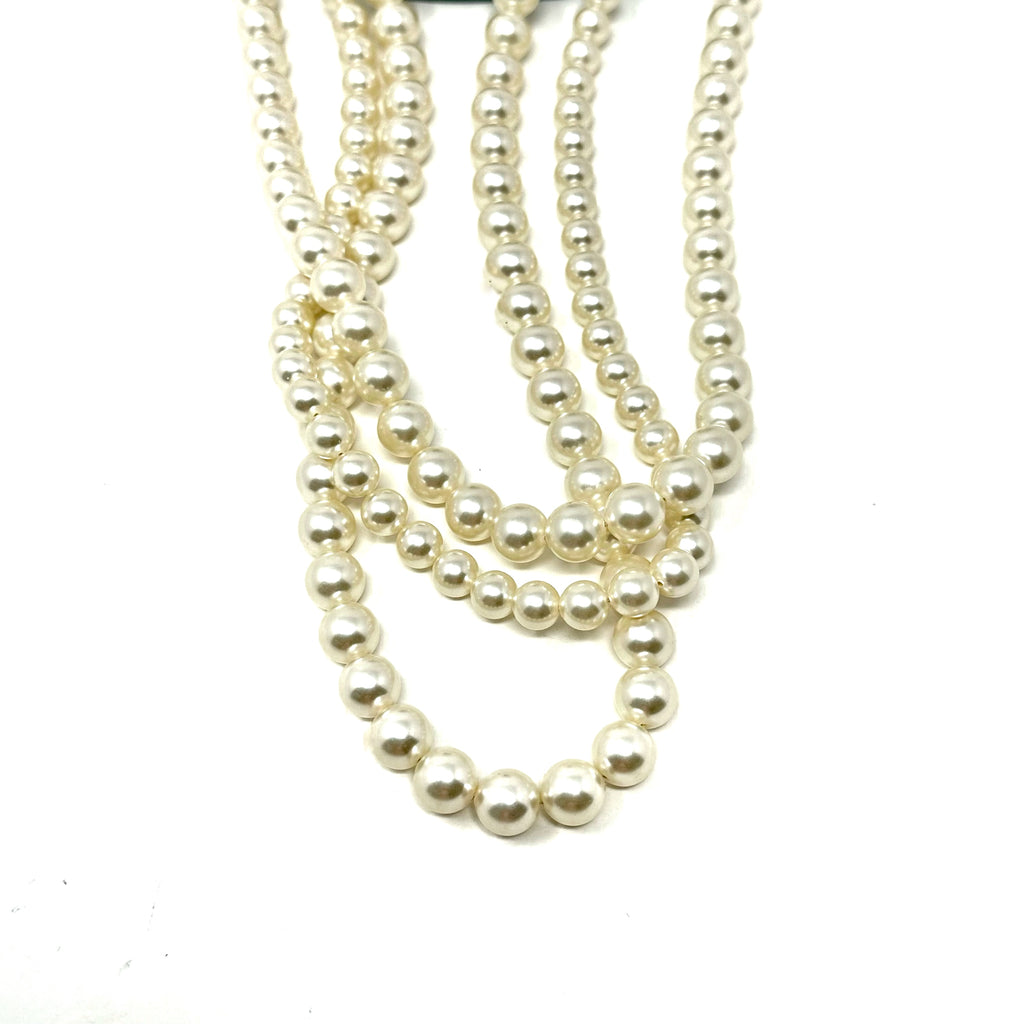 CHANEL Fall Winter 2015 3 Strand Pearl Gold CC Necklace