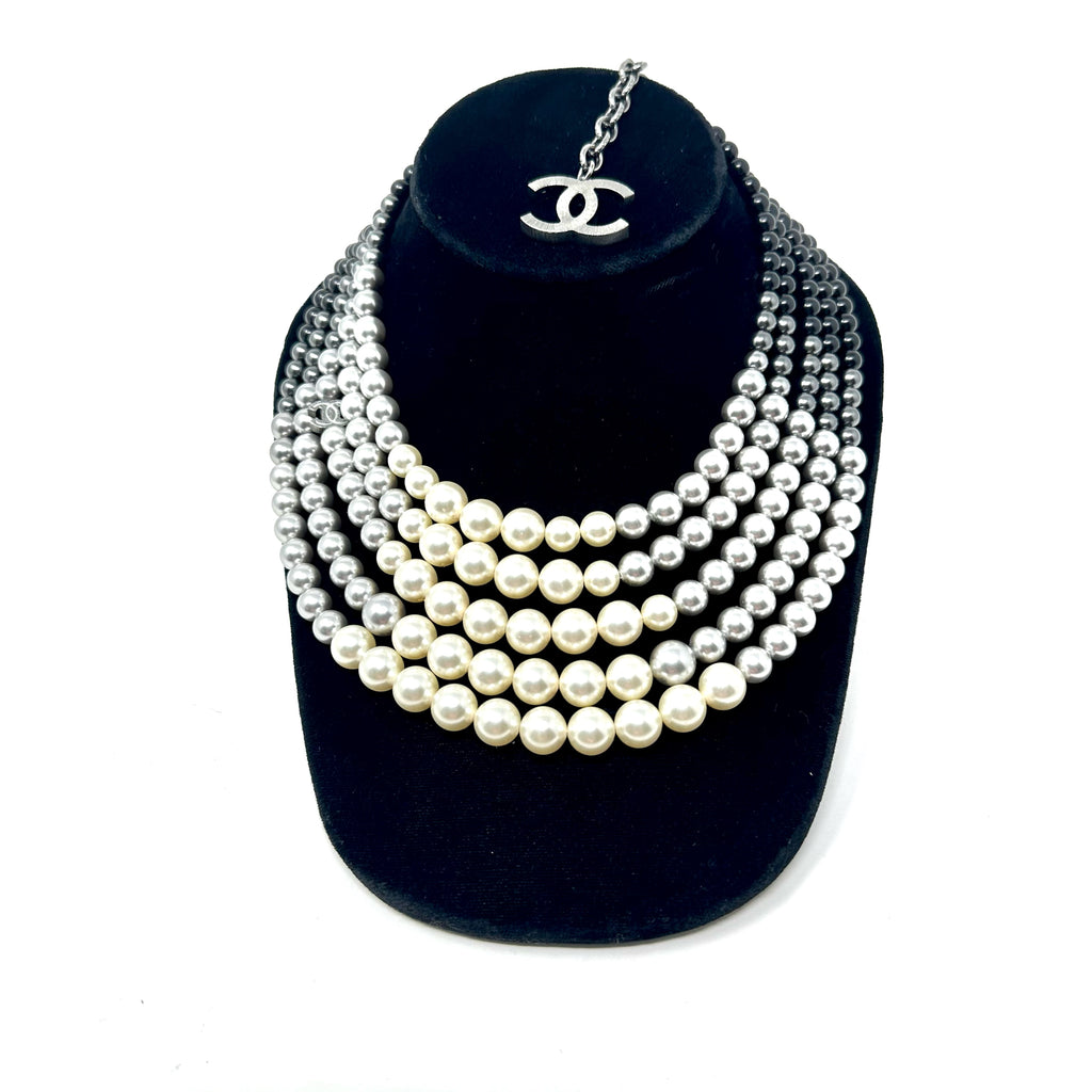 Chanel Fall Winter 2015 4 Strand Black Gray Silver Pearl CC Necklace
