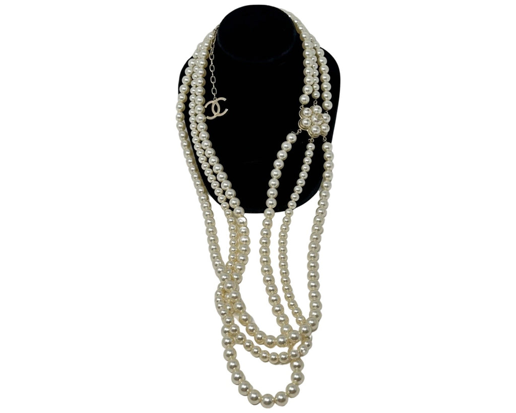 chanel pearl pendant necklace vintage