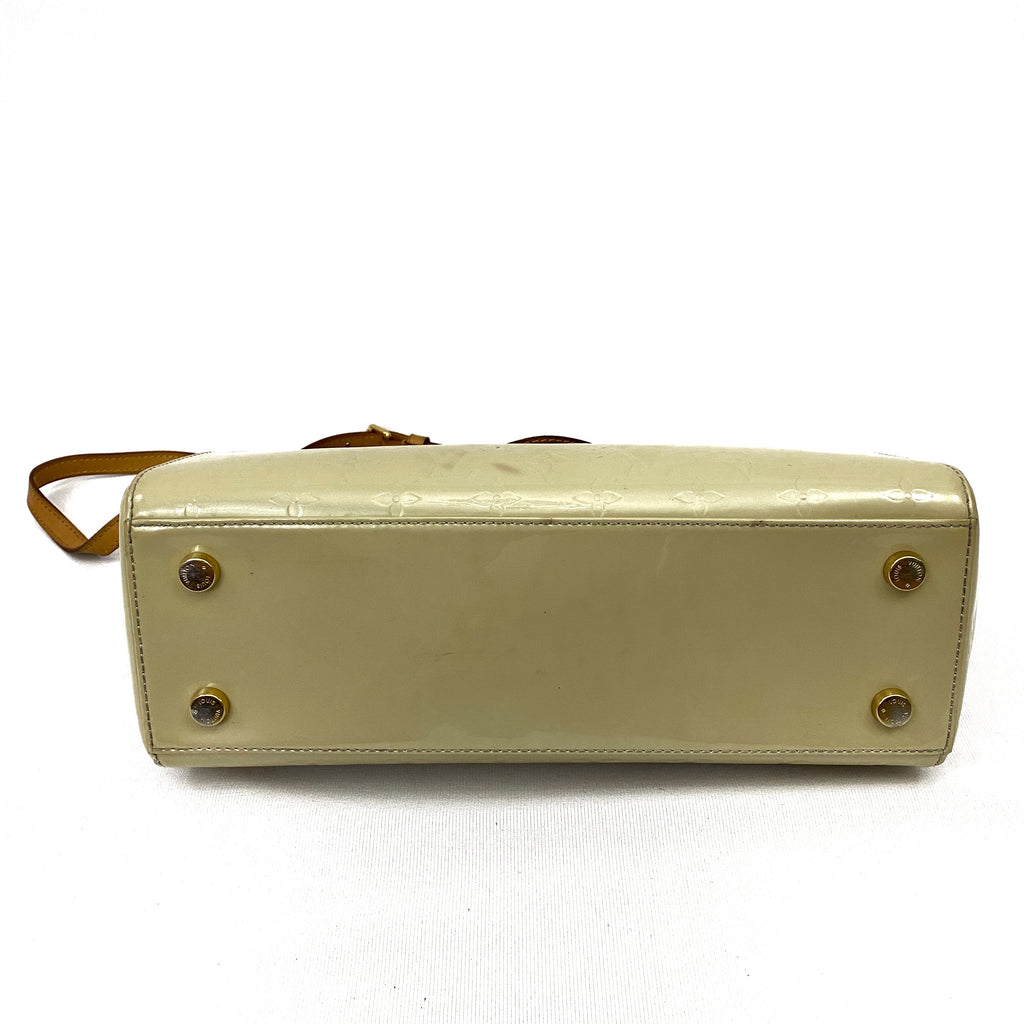 Louis Vuitton Brea MM Vernis Handbag - Yellow 001-062-00013