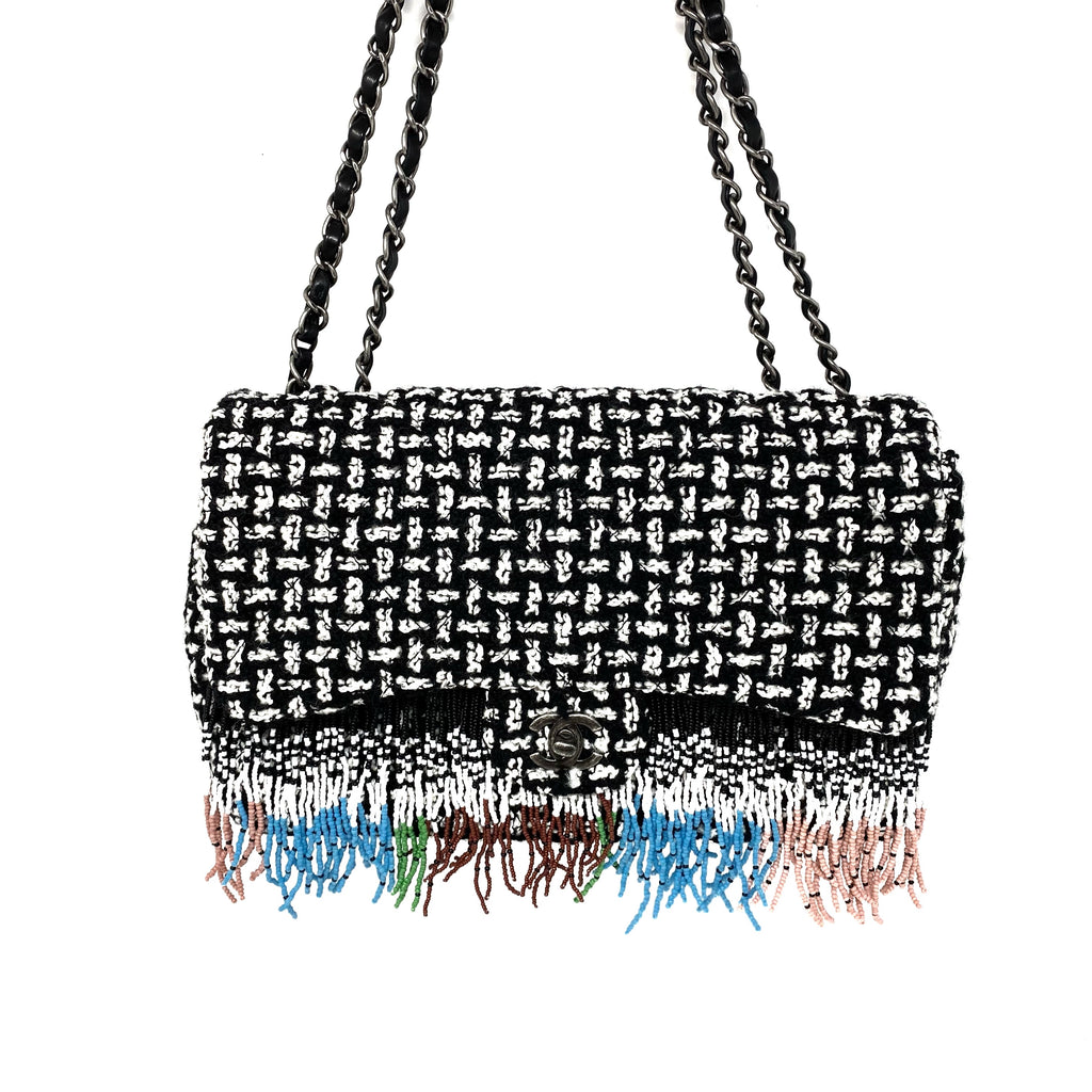 CHANEL Paris Dallas Métiers D'Art Tweed Bead Fringe Classic Flap Bag –  Jewelsunderthesea