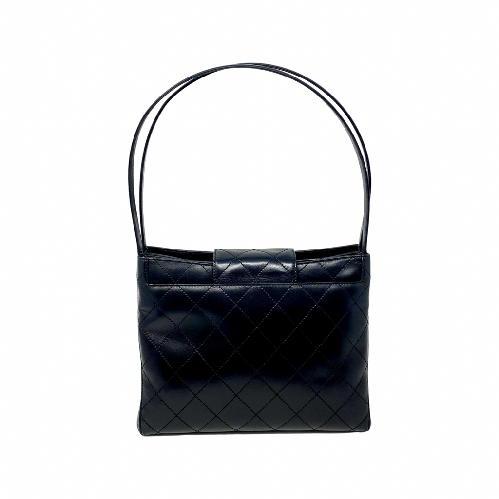 chanel handbag black leather crossbody