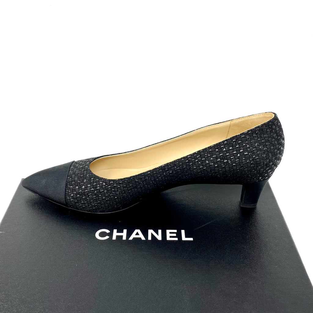 CHANEL Black Tweed Gabrielle Coco Chanel Pump G33086 Size 42