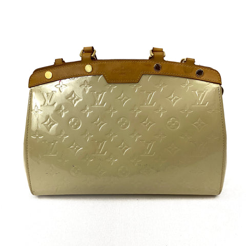 Louis Vuitton Monogram Vernis Brea MM Blanc Corail