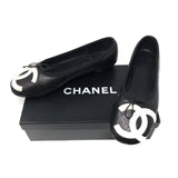 Chanel Cambon Black White CC Ballet Flats Size US8.5 | IT39B-Jewelsunderthesea 